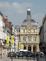 drpaeaux dans le centre ville de tourcoing